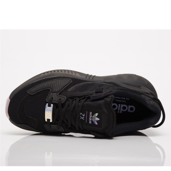 Black Adidas sneakers - Picture 4 of 9